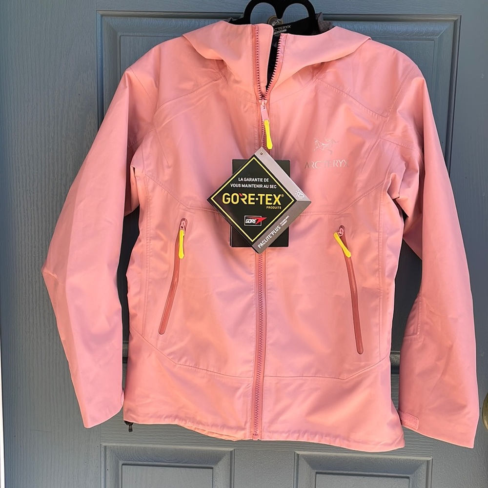 ARC’TERYX Alpha SV Paclite Plus